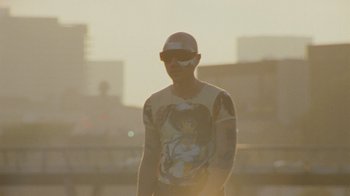 Movie still from “Pendant - Static Dream” (2022), directed by Ramez Silyan – Medium shot, Low angle