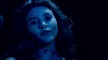 Movie still from “Pendant - Static Dream” (2022), directed by Ramez Silyan – Close Up shot, Low angle