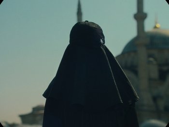 Movie still from “Marina Satti - Yiati Pouli M” (2022), directed by Alexis Gómez – Close Up shot, Low angle