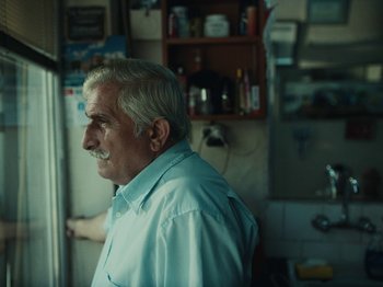 Movie still from “Marina Satti - Yiati Pouli M” (2022), directed by Alexis Gómez – Close Up shot, Low angle