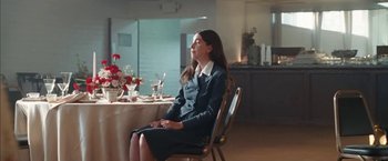 Movie still from “Haim - Lost Track” (2022), directed by Paul Thomas Anderson – Medium shot, Over the shoulder angle