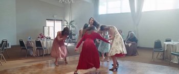 Movie still from “Haim - Lost Track” (2022), directed by Paul Thomas Anderson – Wide shot, Low angle