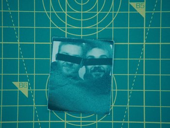 Movie still from “Stephan Moccio - Halston” (2022), directed by João Retorta – Extreme Close Up shot, Overhead angle