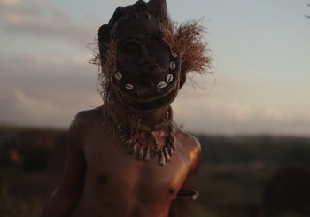 Movie still from “Nego Bala - Sonho” (2021), directed by Douglas Bernardt – Extreme Close Up shot, Low angle