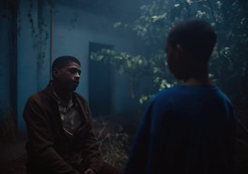 Movie still from “Nego Bala - Sonho” (2021), directed by Douglas Bernardt – Medium shot, Over the shoulder angle