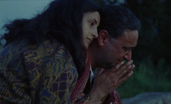 Movie still from “Desirée Dawson - Meet You At The Light” (2021), directed by Alexander Farah – Close Up shot, Low angle