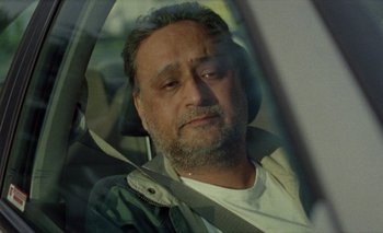Movie still from “Desirée Dawson - Meet You At The Light” (2021), directed by Alexander Farah – Close Up shot, High angle