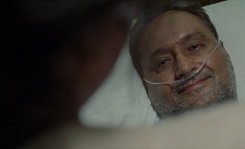 Movie still from “Desirée Dawson - Meet You At The Light” (2021), directed by Alexander Farah – Close Up shot, Over the shoulder angle