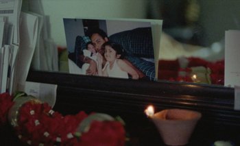 Movie still from “Desirée Dawson - Meet You At The Light” (2021), directed by Alexander Farah – Extreme Close Up shot, High angle