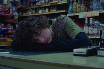 Movie still from “Glaive - All Dogs Go To Heaven” (2021), directed by Ramez Silyan – Medium shot, Overhead angle