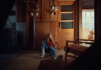 Movie still from “Annet X - Bylo Nebylo” (2021), directed by Jara Moravec – Wide shot, High angle