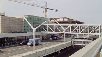 Movie still from “Glaive - Detest Me” (2021), directed by Ramez Silyan – Extreme Wide shot, Low angle