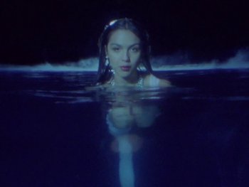 Movie still from “Olivia Rodrigo - good 4 u” (2021), directed by Petra Collins – Medium shot, High angle