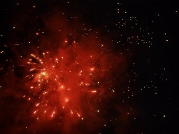 Movie still from “Beabadoobee - Last Day On Earth” (2021), directed by Arnaud Bresson – Extreme Wide shot, Overhead angle