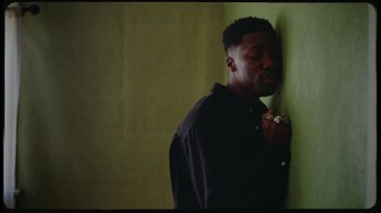 Movie still from “Giveon - Heartbreak Anniversary” (2021), directed by Salomon Ligthelm – Close Up shot, Overhead angle