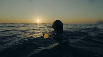 Movie still from “DouleurDolor - Sé de un Lugar” (2020), directed by Joaquín Luna – Extreme Wide shot, Low angle