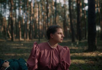 Movie still from “Katarzia - Even Water Burns” (2020), directed by Jay Walker – Medium shot, Low angle