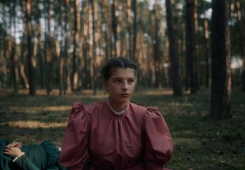 Movie still from “Katarzia - Even Water Burns” (2020), directed by Jay Walker – Medium shot, High angle