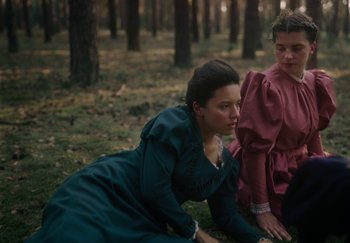 Movie still from “Katarzia - Even Water Burns” (2020), directed by Jay Walker – Medium shot, High angle