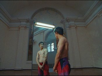 Movie still from “NOISY - I Wish I Was A” (2020), directed by João Retorta – Wide shot, Low angle