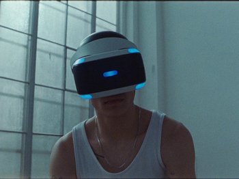 Movie still from “NOISY - I Wish I Was A” (2020), directed by João Retorta – Close Up shot, Over the shoulder angle