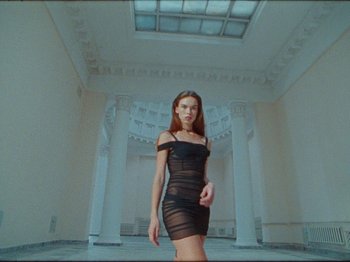 Movie still from “NOISY - I Wish I Was A” (2020), directed by João Retorta – Wide shot, Low angle