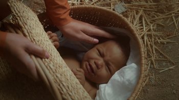Movie still from “Beyoncé (Trailer) - Black Is King” (2020), directed by Jenn Nkiru – Extreme Close Up shot, High angle