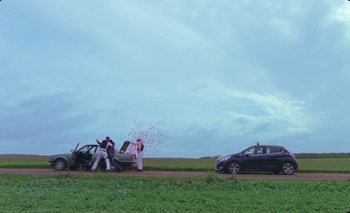 Movie still from “Dune & Crayon feat. Ichon - Pointless” (2020), directed by Alice Kong – Extreme Wide shot, High angle