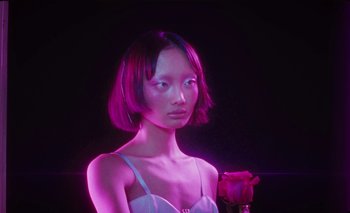 Movie still from “Dune & Crayon feat. Ichon - Pointless” (2020), directed by Alice Kong – Close Up shot, High angle