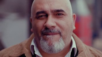 Movie still from “Rain Phoenix - Immolate” (2019), directed by Gus Van Sant – Close Up shot, Low angle