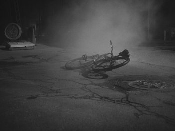 Movie still from “MorMor - Some Place Else” (2019), directed by rubberband. – Wide shot, High angle