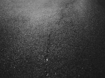 Movie still from “MorMor - Some Place Else” (2019), directed by rubberband. – Extreme Close Up shot, Overhead angle