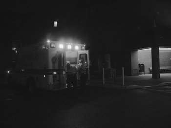 Movie still from “MorMor - Some Place Else” (2019), directed by rubberband. – Wide shot, Low angle