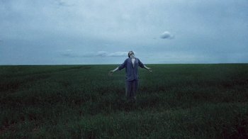 Movie still from “Apparat - Heroist” (2019), directed by Matilda Finn – Extreme Wide shot, Low angle