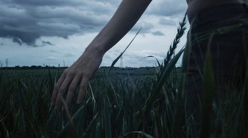 Movie still from “Apparat - Heroist” (2019), directed by Matilda Finn – Extreme Close Up shot, Low angle