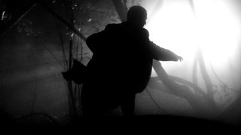 Movie still from “Apparat - Heroist” (2019), directed by Matilda Finn – Wide shot, Low angle