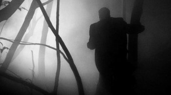 Movie still from “Apparat - Heroist” (2019), directed by Matilda Finn – Wide shot, Low angle