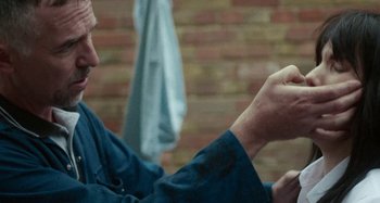 Movie still from “Stereophonics - Fly Like An Eagle” (2019), directed by Charlotte Regan – Extreme Close Up shot, High angle