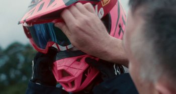 Movie still from “Stereophonics - Fly Like An Eagle” (2019), directed by Charlotte Regan – Extreme Close Up shot, Over the shoulder angle