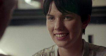 Movie still from “Stereophonics - Fly Like An Eagle” (2019), directed by Charlotte Regan – Close Up shot, Over the shoulder angle