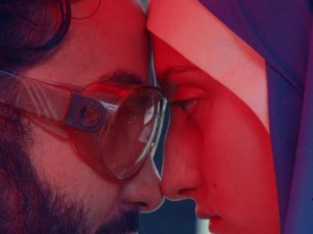 Movie still from “James Blake - Can’t Believe The Way We Flow” (2019), directed by Frank Lebon – Extreme Close Up shot, Overhead angle