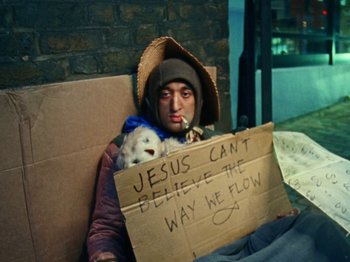 Movie still from “James Blake - Can’t Believe The Way We Flow” (2019), directed by Frank Lebon – Medium shot, High angle