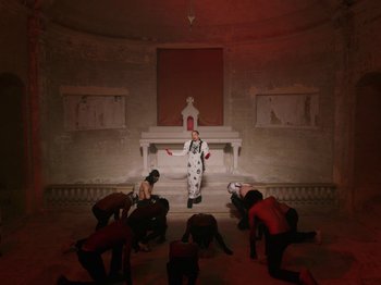 Movie still from “Kelsey Lu - Foreign Car” (2019), directed by Vincent Haycock – Extreme Wide shot, Low angle