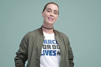 Movie still from “Anouk - It’s A New Day” (2019), directed by Victor D. Ponten – Close Up shot, Over the shoulder angle