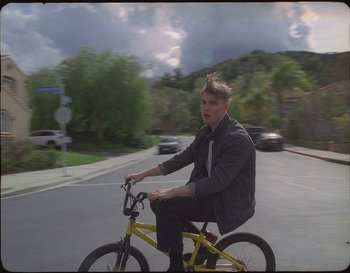 Movie still from “Sam Fender - Hypersonic Missiles” (2019), directed by Vincent Haycock – Wide shot, Low angle