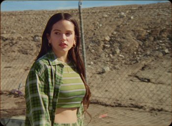 Movie still from “James Blake feat. Rosalía - Barefoot In The Park” (2019), directed by Diana Kunst – Medium shot, High angle