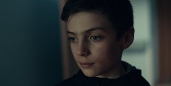 Movie still from “Mumford & Sons - Beloved” (2019), directed by Charlotte Regan – Close Up shot, High angle