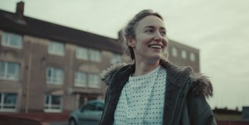 Movie still from “Mumford & Sons - Beloved” (2019), directed by Charlotte Regan – Close Up shot, Over the shoulder angle