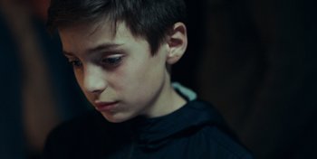 Movie still from “Mumford & Sons - Beloved” (2019), directed by Charlotte Regan – Close Up shot, High angle