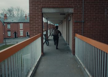 Movie still from “Adelphi Music Factory - Javelin (Calling Out Your Name)” (2019), directed by Fanny Hoetzeneder – Extreme Wide shot, High angle